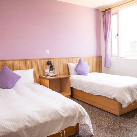 Holiday Hotel Nangan Exterior photo